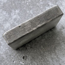 Load image into Gallery viewer, Engelhard 5 Digit 10oz bar .999 Silver
