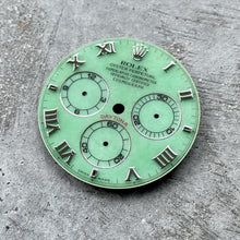 Load image into Gallery viewer, Green Chrysoprase Rolex Dial Daytona 116509 - Factory original 100% Untouched
