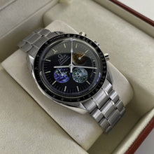 Load image into Gallery viewer, 2004 Omega 42mm Speedmaster 3577.50 Stainless Steel - With Box - Moon to Mars
