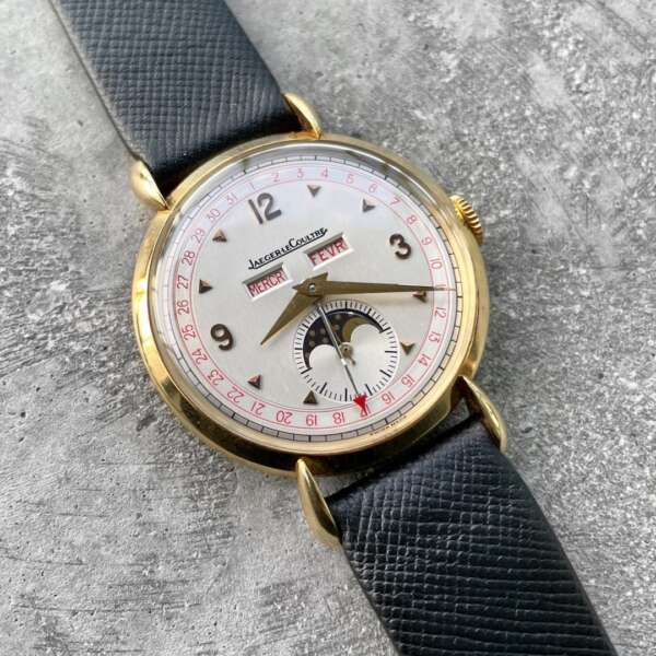 Jaeger Lecoultre - Solid 18K Yellow Gold Triple Date Calendar Moon 141.008.1