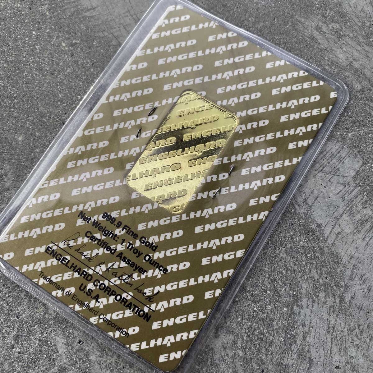 Vintage Engelhard 1oz .999 Pure Gold Bar in Assay Card