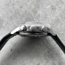 Load image into Gallery viewer, Jaeger LeCoultre Polaris Memovox Alarm E859
