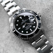 Load image into Gallery viewer, 16610 Rolex Submariner Box + papers
