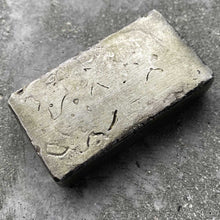 Load image into Gallery viewer, Engelhard 10oz 8 Serial Prefix Silver Bar
