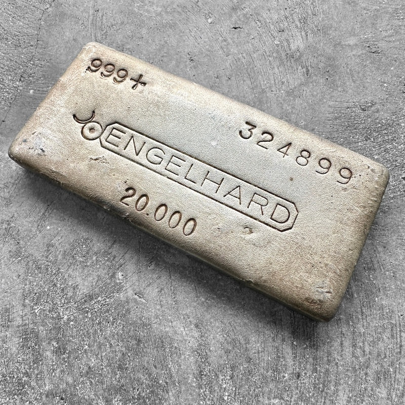 Vintage Engelhard 20oz with Lined back