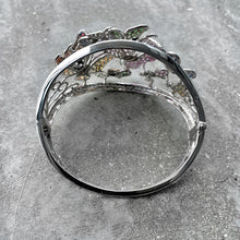 Load image into Gallery viewer, Solid 18k White gold set with sapphires in incredible butterfly motif
