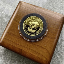 Load image into Gallery viewer, 1992 Limited Edition Blue Jays .999 Gold Coin
