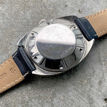 Load image into Gallery viewer, 1970s Zenith Auto Sport Blue Dial
