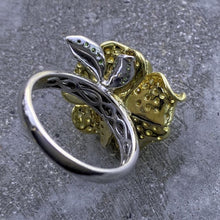 Load image into Gallery viewer, Flower design set with Akoya Pearl 18k White / Yellow Gold Ring + Earring Set
