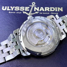 Load image into Gallery viewer, Uylsse Nardin Classico 40mm 8153-111 Blue Enamel Dial - - Box + Papers
