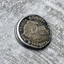 Load image into Gallery viewer, 1872 Canada 5 Cent Silver - Dramatic off struck error
