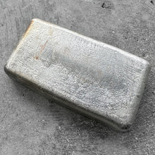 Load image into Gallery viewer, Vintage Engelhard 5oz Silver Pour bar
