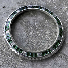 Load image into Gallery viewer, Green Ceramic HULK Rolex Submariner Diamond and Emerald Bezel 116610LV
