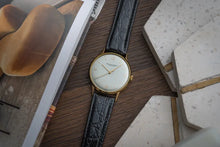 Load image into Gallery viewer, IWC Mens 18k Yellow Gold Calibre 61 Manual Winding
