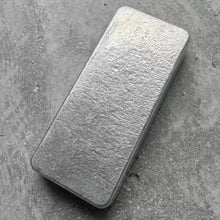 Load image into Gallery viewer, Johnson Matthey Mallory 1 Kilo .999 Silver Poured Bar 32.15 oz
