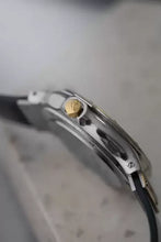 Load image into Gallery viewer, Ladies Hublot Classic MDM 1390 - 18K Gold + Stainless - Black Dial
