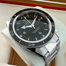 Load image into Gallery viewer, Omega Seamaster 300 James Bond black dial 23330412101001
