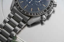Load image into Gallery viewer, Omega Speedmaster 145022 1450 808 bracelet and 861 movement -Blue Hesalite
