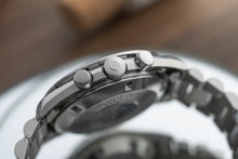 Load image into Gallery viewer, Omega Speedmaster 145022 1450 808 bracelet and 861 movement -Blue Hesalite
