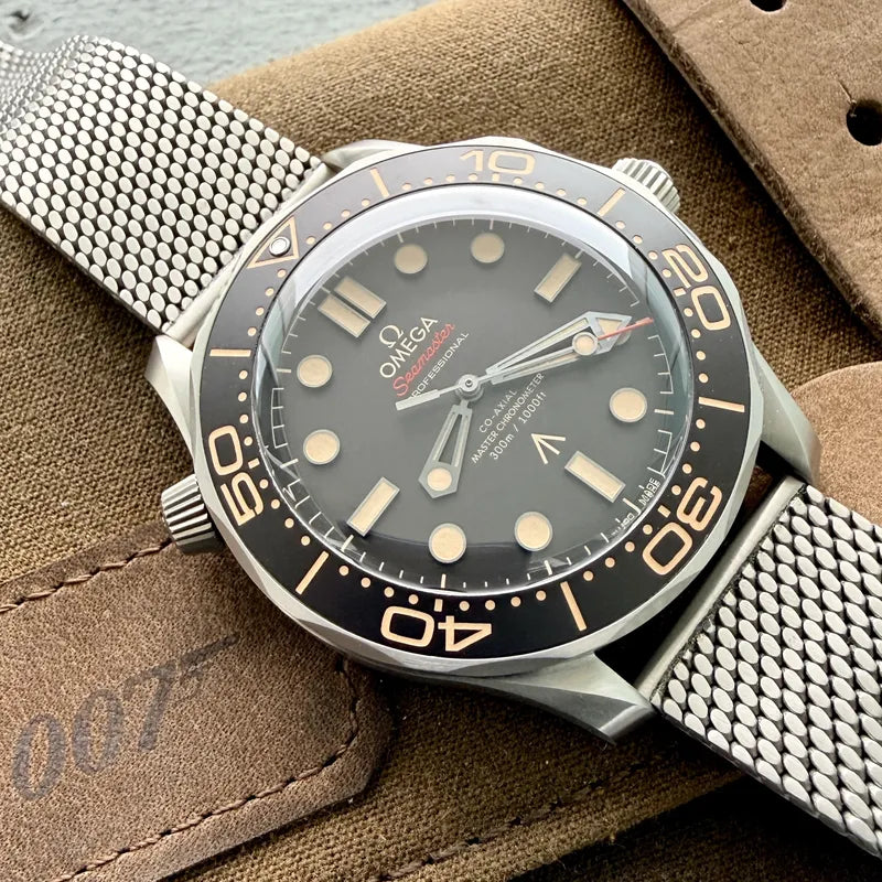 Omega Titanium Seamaster James Bond 21090422001001