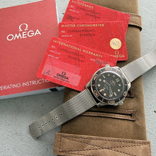 Load image into Gallery viewer, Omega Titanium Seamaster James Bond 21090422001001
