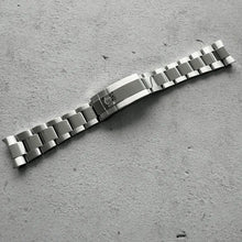 Load image into Gallery viewer, Original Rolex 79200 Stainless Oyster Bracelet - 126710  GMT Master
