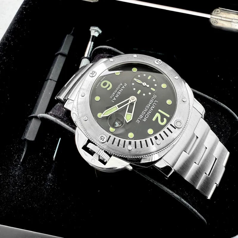 Panerai Laminar Submersible 44mm Automatic PAM00024 – Box and Papers - Serviced