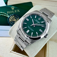 Rolex 36mm Oyster Perpetual 126000 Oyster Green dial – Box / Papers