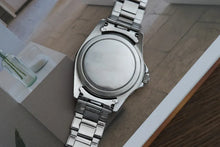 Load image into Gallery viewer, Rolex 5513 Submariner Stainless Steel - Glossy Gilt Dial
