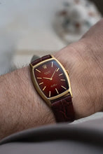 Load image into Gallery viewer, Rolex Cellinni  18k Gold 3807 Tonneau Case- Bold Red Vignette Dial
