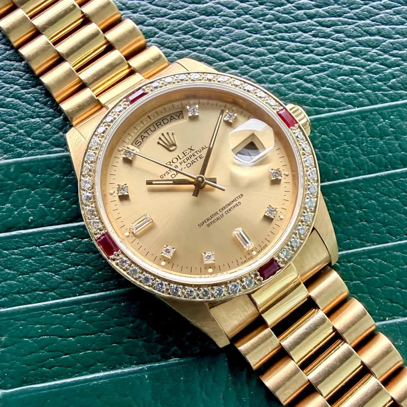 Rolex President 18k yellow Gold 18238 Box Booklets Unpolished Diamond Dial Bezel