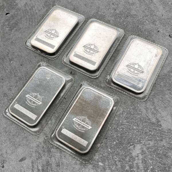 Set of Vintage Engelhard Scotiabank 1oz Silver bars