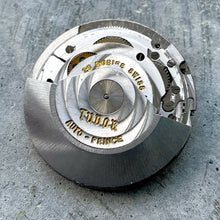 Load image into Gallery viewer, Original TUDOR 2484 Automatic Movement - will fit 7021 Model
