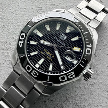 Load image into Gallery viewer, Tag Heuer Aqua Racer 300M WAY201A Calibre 5 Movement
