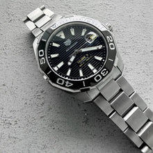Load image into Gallery viewer, Tag Heuer Aqua Racer 300M WAY201A Calibre 5 Movement

