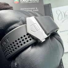 Load image into Gallery viewer, Tag Heuer Chrono Carrera Calibre 16 Automatic CV2014 Box and Papers - Serviced
