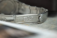 Load image into Gallery viewer, Tudor Oyster Date Stainless Steel 7974 - Big Rose
