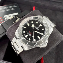 Load image into Gallery viewer, Tudor Pelagos Titanium - Box and Papers 25407N - Stunning condition
