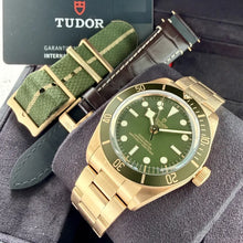 Load image into Gallery viewer, Tudor Yellow Gold Black Bay 58 Green Dial 79018V - Box Papers  + 2 Extra Straps
