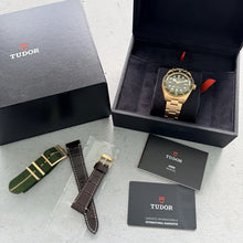 Load image into Gallery viewer, Tudor Yellow Gold Black Bay 58 Green Dial 79018V - Box Papers  + 2 Extra Straps
