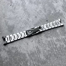 Load image into Gallery viewer, Unworn Tudor 72060 Stainless Riveted Bracelet 22mm 693 Endlinks
