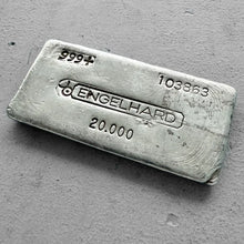 Load image into Gallery viewer, Vintage 20 oz .999 Silver Engelhard Poured bar - Stunning  Pour Lines
