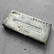 Load image into Gallery viewer, Vintage 20 oz .999 Silver Engelhard Poured bar
