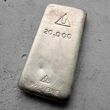 Load image into Gallery viewer, Vintage 20 oz .999 Silver Delta Poured bar
