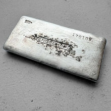 Load image into Gallery viewer, Vintage 20 oz .999 Silver Engelhard Poured bar Interesting Cooling +Error Serial
