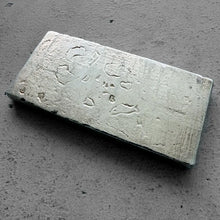 Load image into Gallery viewer, Vintage 20 oz .999 Silver Engelhard Poured bar - Nice Pour Lines
