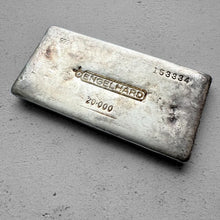 Load image into Gallery viewer, Vintage 20 oz .999 Silver Engelhard Poured bar - Super cool Doubling Error!

