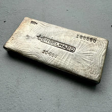 Load image into Gallery viewer, Vintage 20 oz .999 poured Silver Engelhard bar
