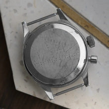 Load image into Gallery viewer, Vintage Breitling Single button Chrono DND Canadian Military 6645/21/802/1267
