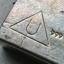 Load image into Gallery viewer, Vintage Delta 99.7 oz .999 Silver Bar
